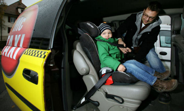 Правила перевозки детей в такси